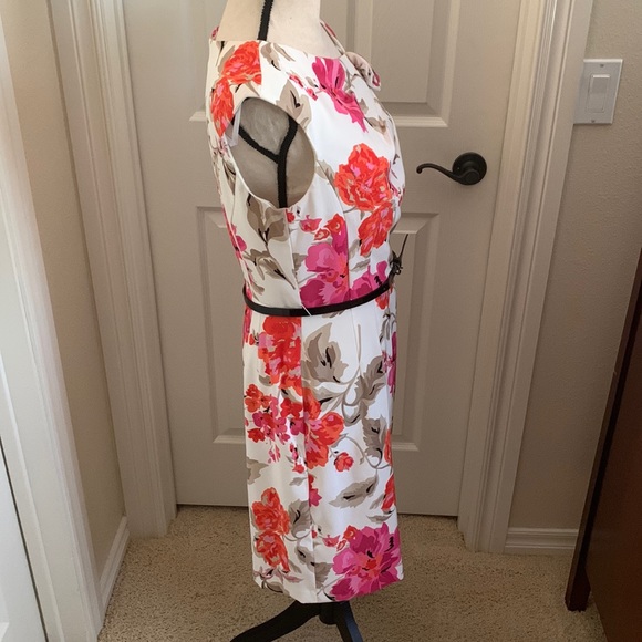SIZE 10 Dress Barn Flowered Sheath dress - Picture 2 of 9